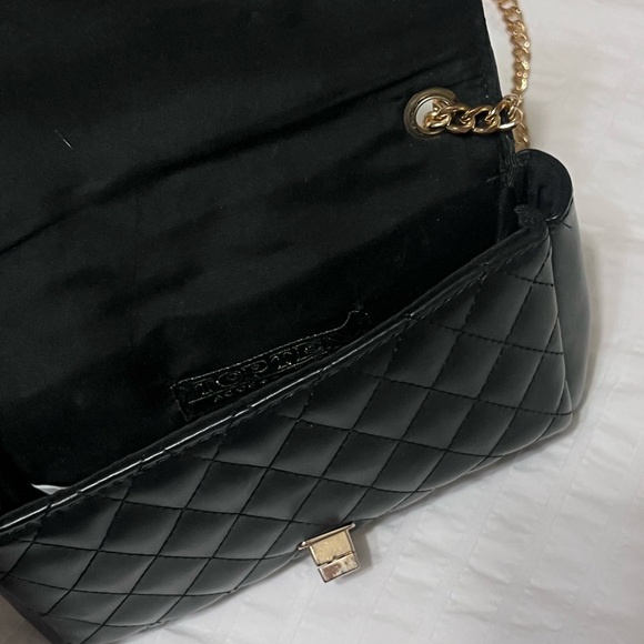 Black side purse - Picture 4 of 4